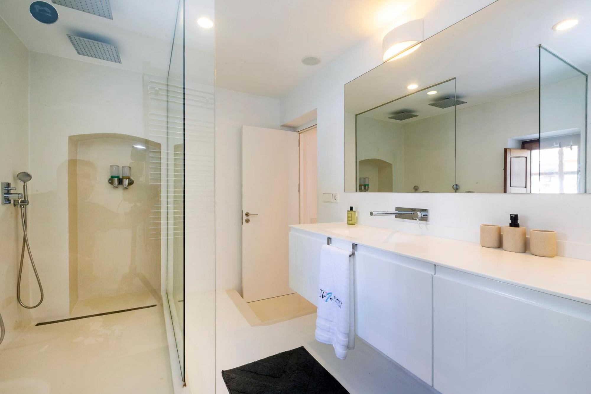 Villa Near Ibiza Town Sleeps 11 To 13 Guests Can Furnet エクステリア 写真