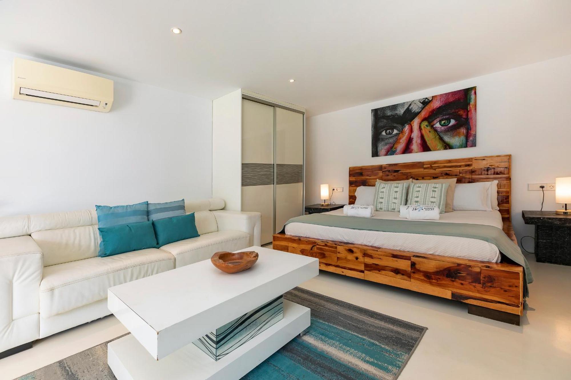 Villa Near Ibiza Town Sleeps 11 To 13 Guests Can Furnet エクステリア 写真